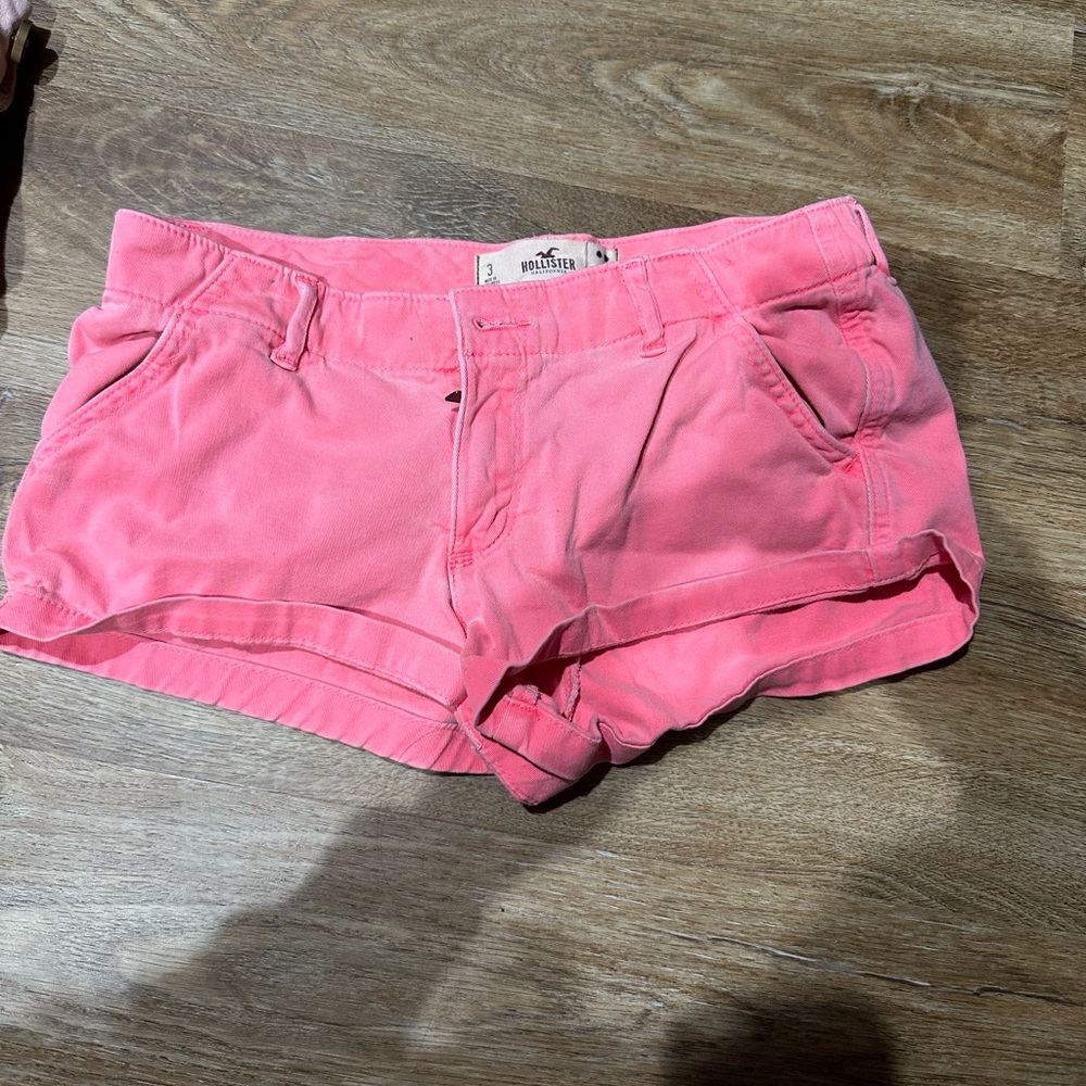 Hollister neon pink size 3 shirt shorts
